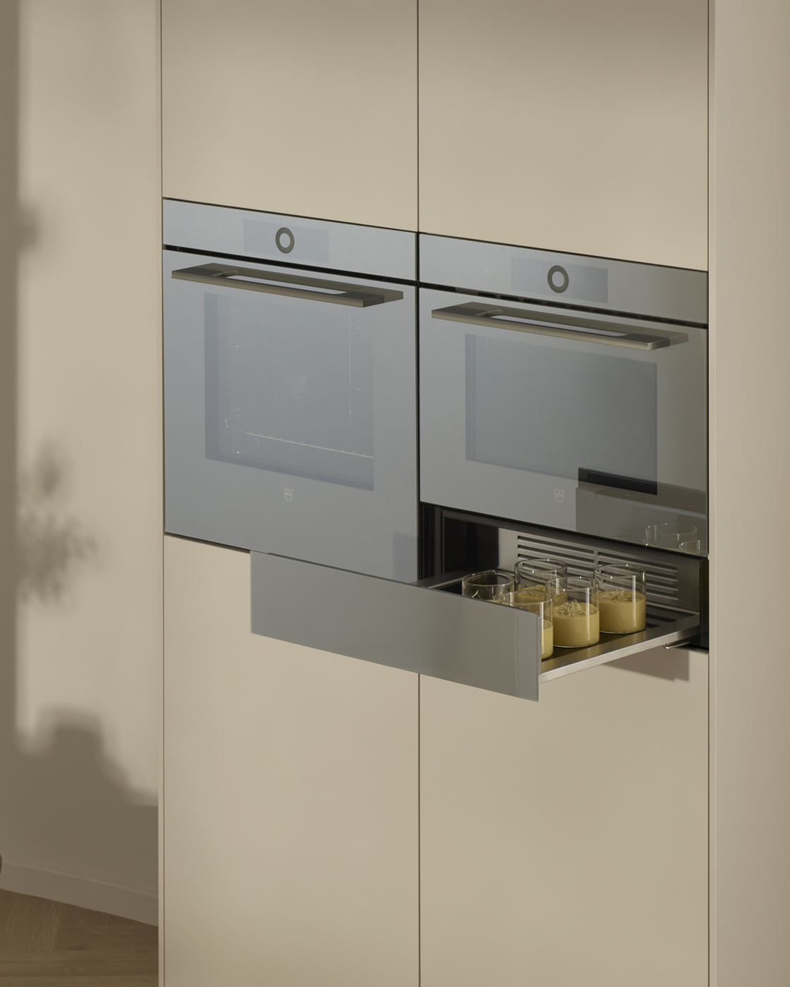 Mood-context-kitchen-oven-microwave-drawer-2023-4124